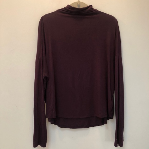 Aritzia Babaton long sleeve